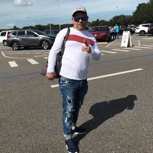 Meet your Posher, Manuel